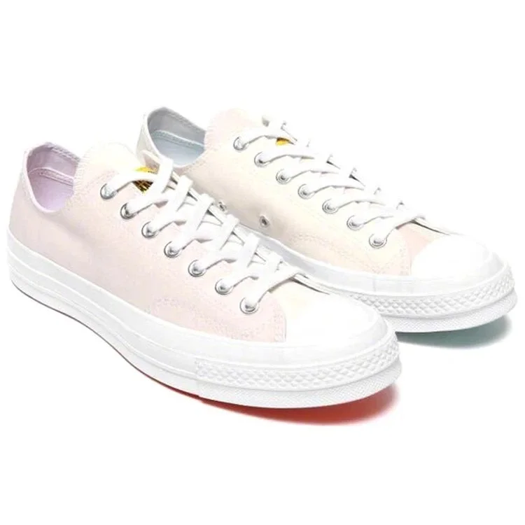 Chinatown Market x Chuck 70 Ox ”UV” Chinatown Market x Chuck 70 Ox ”UV”