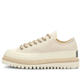 Chuck 70 Canvas Trek Sneakers ”Beige Khaki”