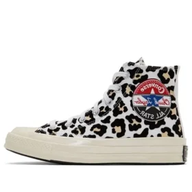 Chuck 70 Hi ”Logo Play – Desert Ore”