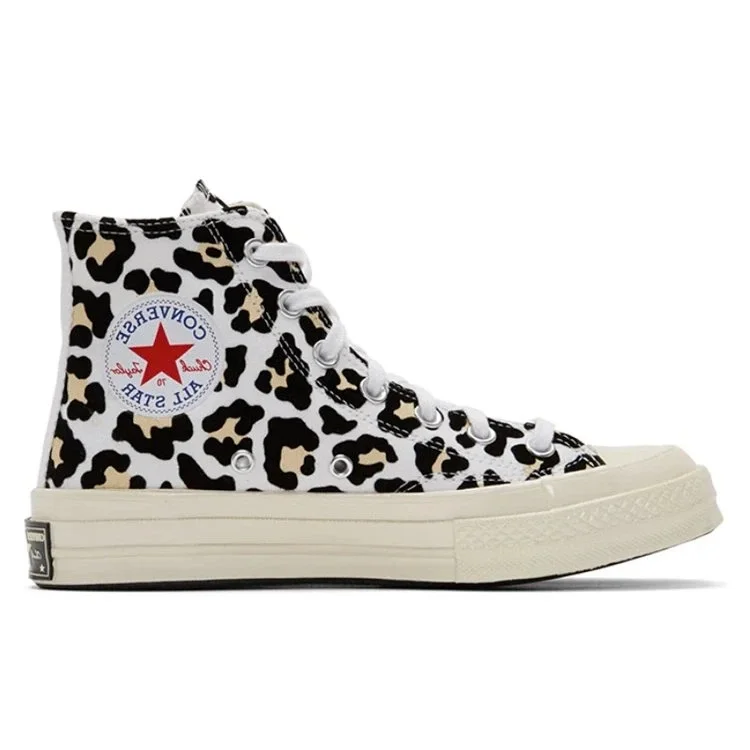 Chuck 70 Hi ”Logo Play – Desert Ore” Chuck 70 Hi ”Logo Play – Desert Ore”