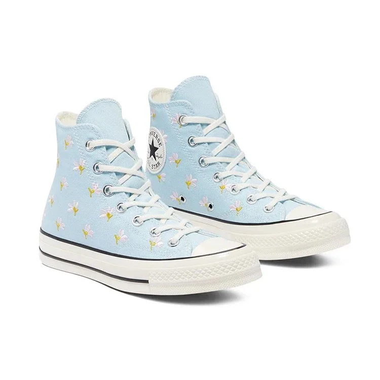 Chuck 70 High ”Broderat blommönster – Chambray Blue” Chuck 70 High ”Broderat blommönster – Chambray Blue”