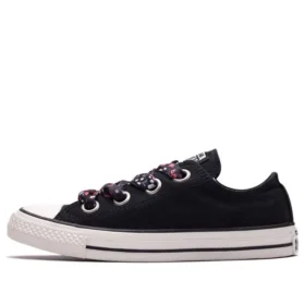 Chuck Taylor All Star Big Eyelet ”Svart Vit”