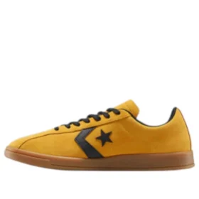 Chuck Taylor All Star Classic Trainer Suede ”Yellow”