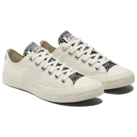 Chuck Taylor All Star ”Creamwhite Black”
