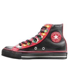 Chuck Taylor All Star Matryoshka High Top ”Svart”
