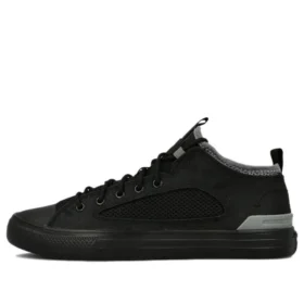 Chuck Taylor All Star Ultra ”Black”