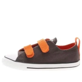 Chuck Taylor V2 Ox ”Brown”