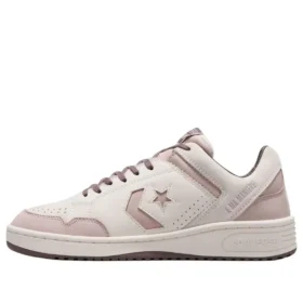 Converse x A Ma Maniere Weapon ”While You Were Sleeping”