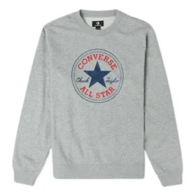 Go-To Chuck Taylor All Star Patch Standard-Fit Fleece-tröja Asiatisk storlek ”Grå” Go-To Chuck Taylor All Star Patch Standard-Fit Fleece-tröja Asiatisk storlek ”Grå”