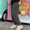Go-To Chuck Taylor Sneaker Patch Loose Fit Sweatpants Asiatisk storlek ”Grey”