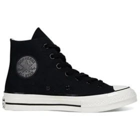 Hello Kitty x Chuck 70 Hi Top ”Black”