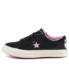 Hello Kitty x One Star Suede Low ”Black” Hello Kitty x One Star Suede Low ”Black”