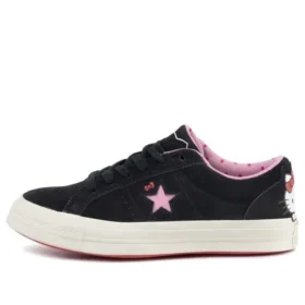 Hello Kitty x One Star Suede Low ”Black”