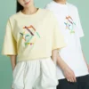 Mönstertryckt sport-T-shirt med rund hals och korta ärmar, ljusgul
