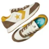 Omega Trainer ”Egret Grounded Sunny Angle”