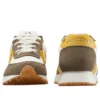 Omega Trainer ”Egret Grounded Sunny Angle”