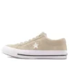One Star ”Cream White”