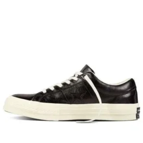 One Star Low ”Black”