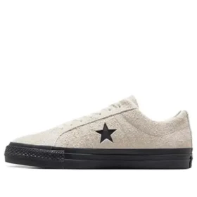 One Star Pro ”Egret Black”