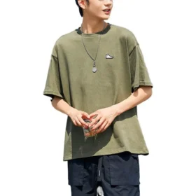 Sneaker Patch Tee Asiatiska storlekar ”Grön”
