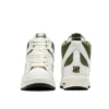 Weapon ”UNDEFEATED – Chive”